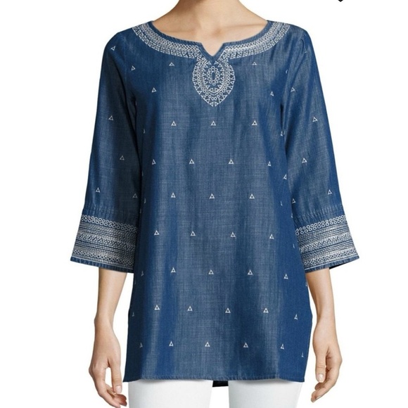 Nic + Zoe Chambray Embroidered Blue Top Tunic size small - Picture 1 of 11
